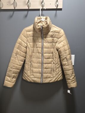 Everlast Lightweight Puffer Jacket